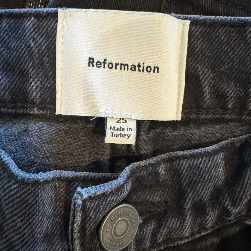 Reformation NWT Abby Low Rise Straight Jeans Black Trinity Wash Women’s 25